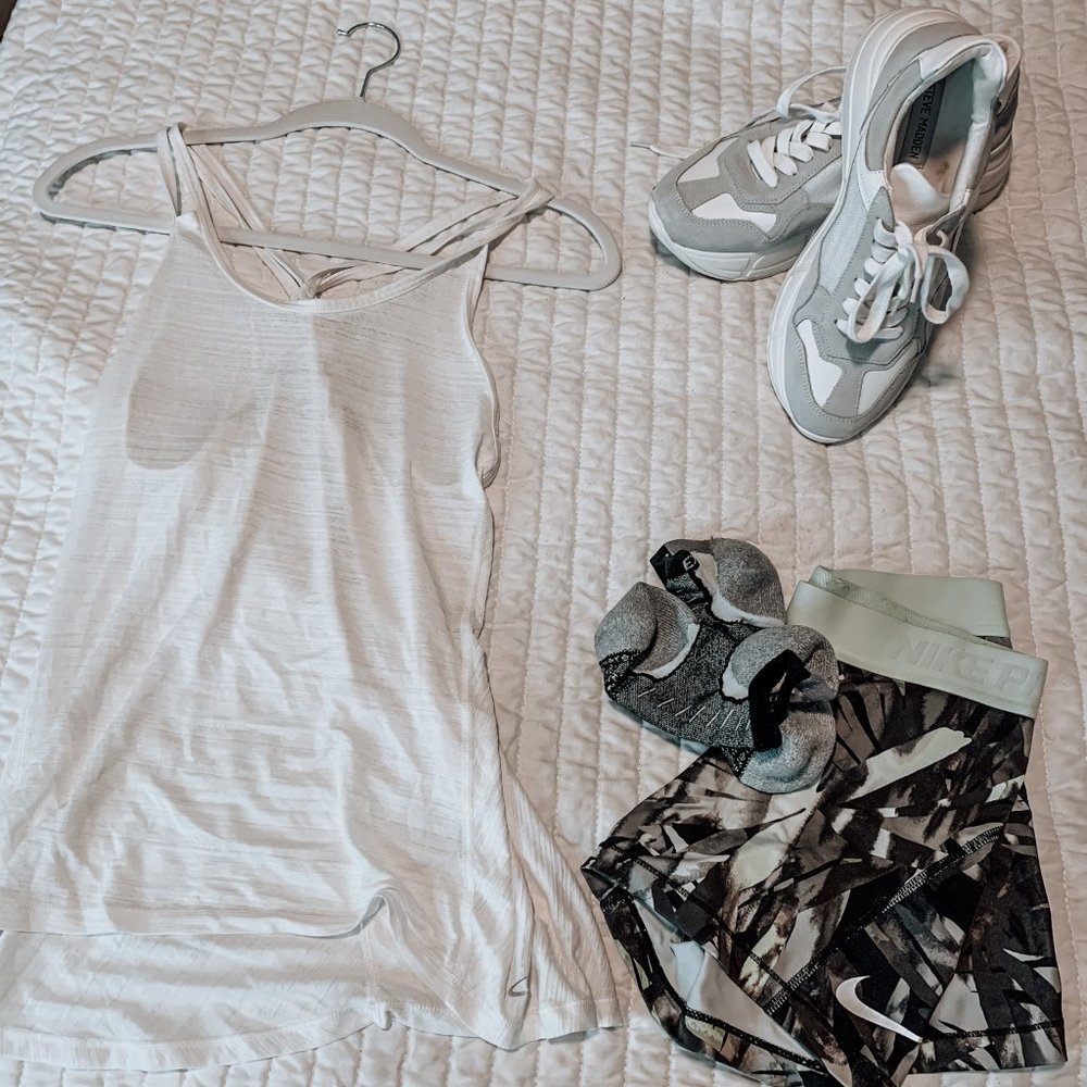 Mesh White Solid Tank Top